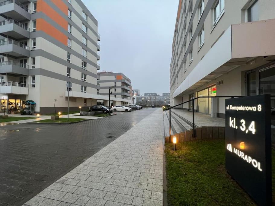 K22 Sky Apartments In The Varšava Exteriér fotografie